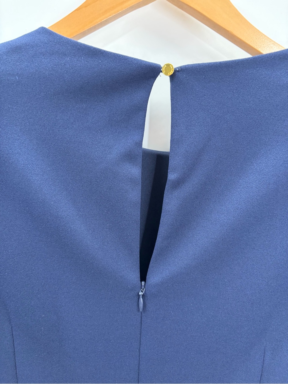 Vince Camuto | Women's Brooch Detail Long Sleeve Crepe Mini Dress Slit - Picture 12 of 15